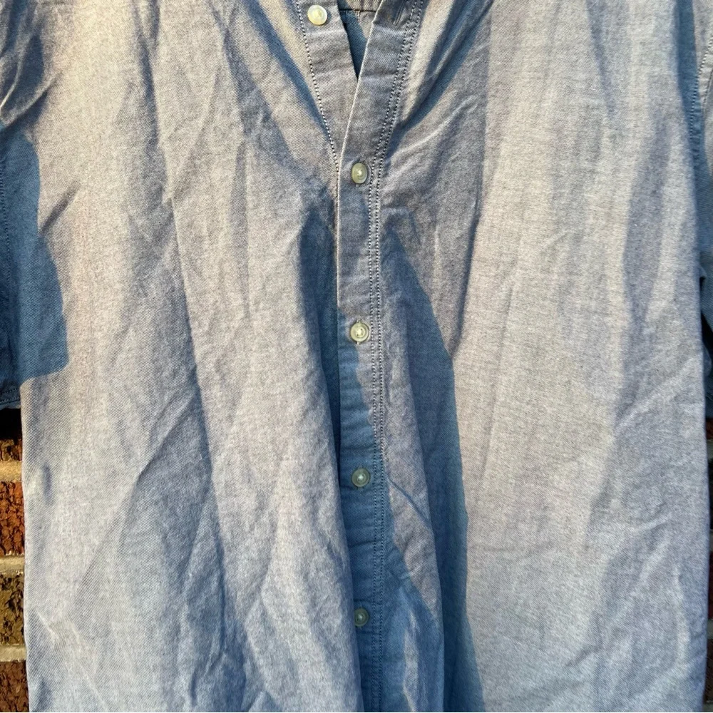 Banana Republic Gray Navy Blue Collarless Button Down 100% Cotton Oxford Top